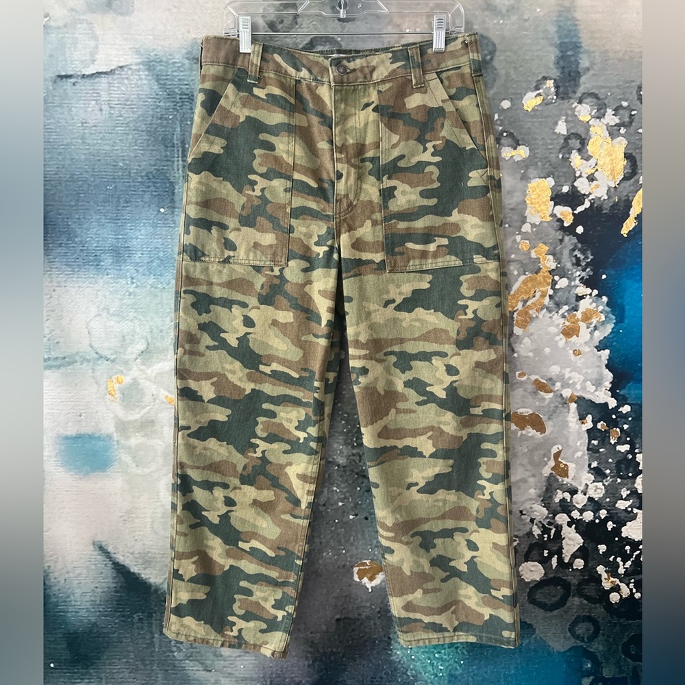 We the Free | Camo Jeans NWOT - Picture 3 of 10
